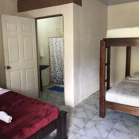 Mi Casa Tica Hostel Monteverde Екстериор снимка