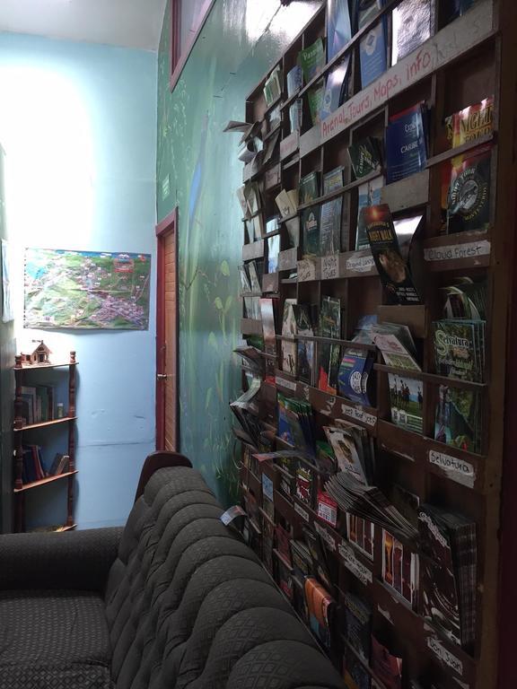 Mi Casa Tica Hostel Monteverde Екстериор снимка